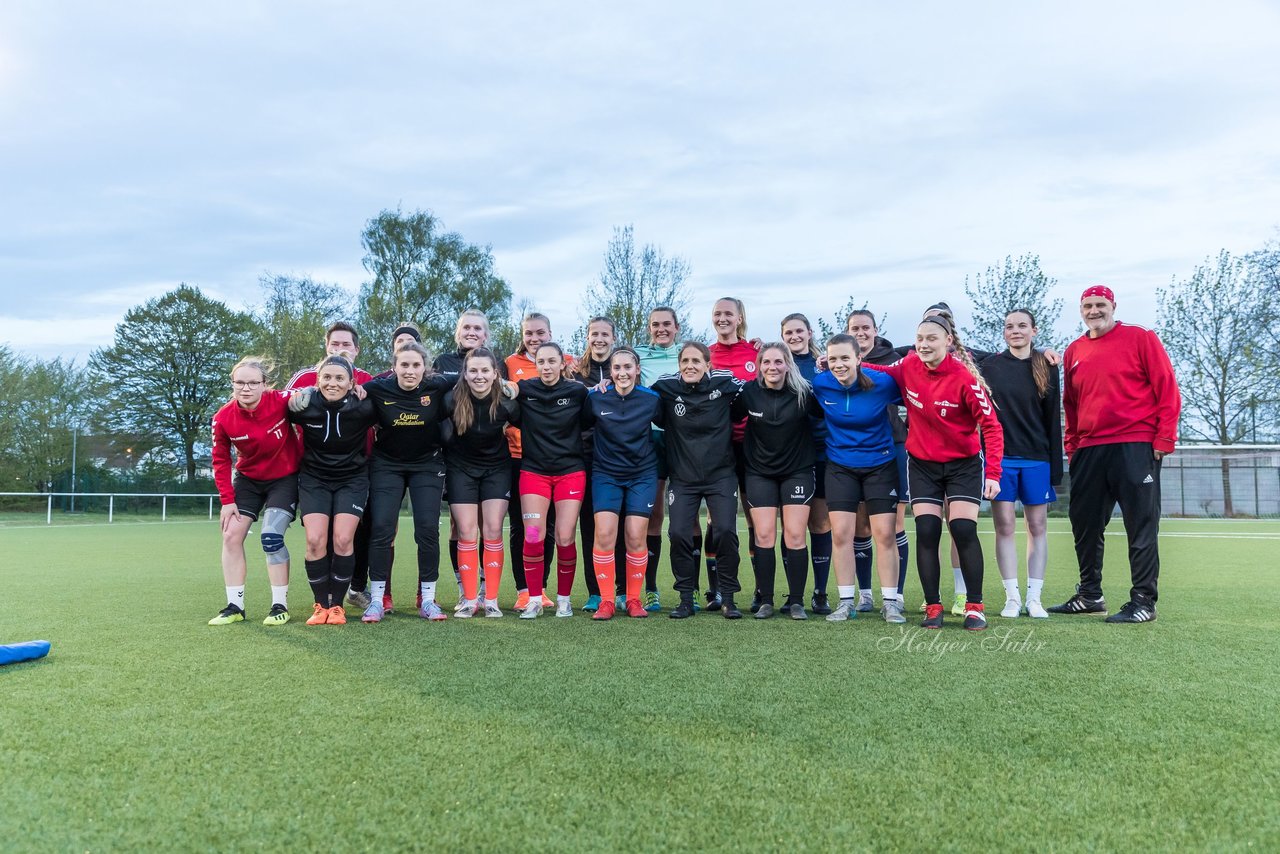 Bild 378 - Co-Trainerin der Frauen Nationalmannschaft Britta Carlson in Wahlstedt